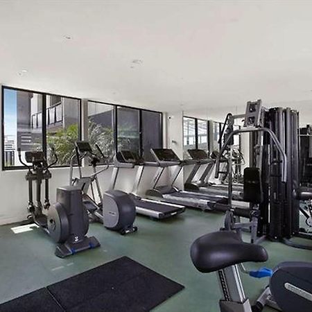 Mj Shortstay Whiteman St Apartment Melbourne Exterior photo